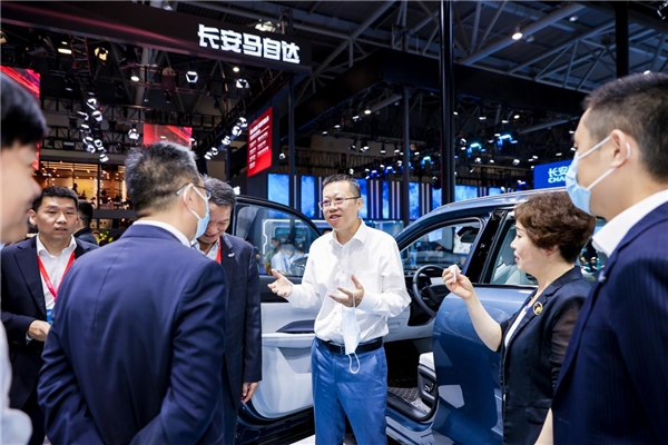 歐尚z6攜手京東打造Z世代科技潮圈